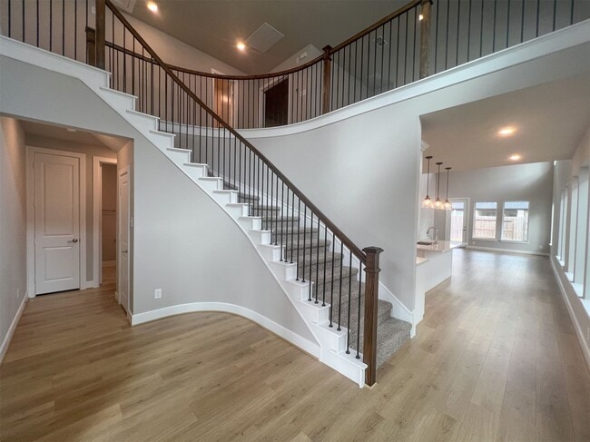 Building Photo - 21818 Fitzroy Mnr Ln