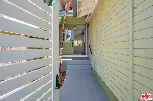 Building Photo - 4076 Tropico Way