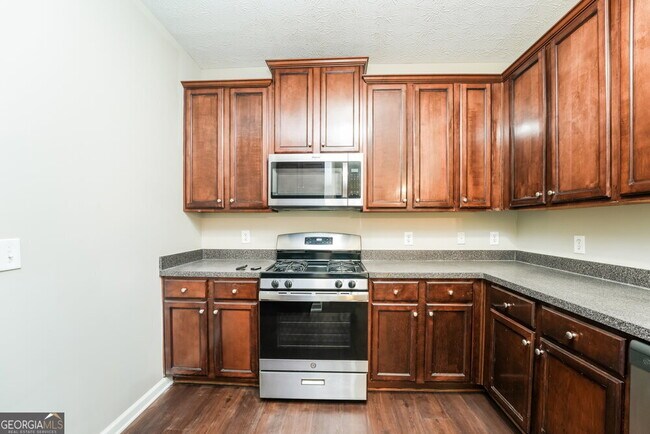 Building Photo - 5228 McEver View Dr