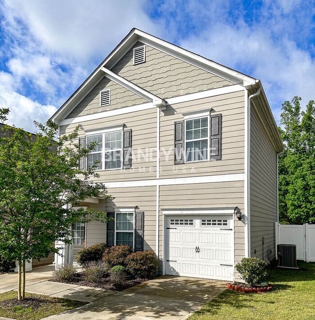 Building Photo - 108 Howard Ave