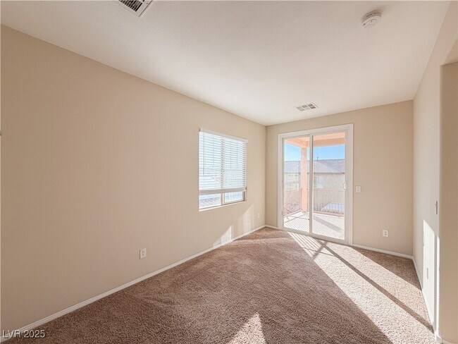 Building Photo - 10733 Mentesana Ave