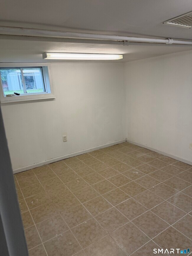 Building Photo - 173 Terrace Ave