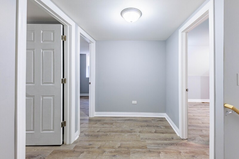 Building Photo - 2800 S St Louis Ave