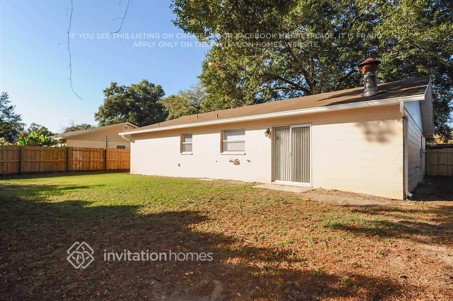 Building Photo - 1830 E Oakwood Loop