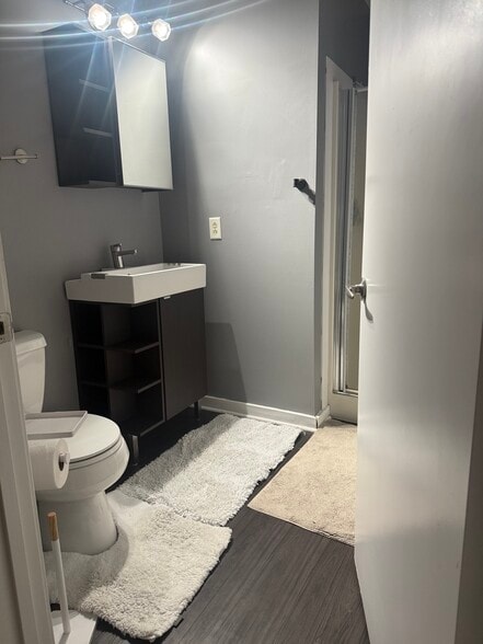 Building Photo - 715 N Church St