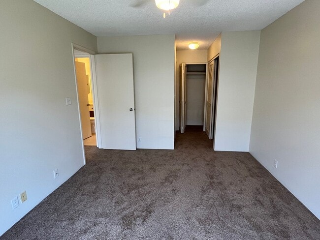 Building Photo - 94-1351 Kulewa Loop #17s