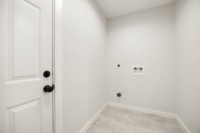 Building Photo - 6235 Weststar Ln