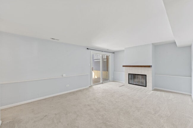 Building Photo - 147 Majestic Dr