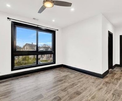 Building Photo - 4728 N Kennicott Ave