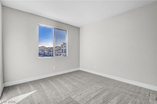 Building Photo - 6360 Pipers Brk Ln