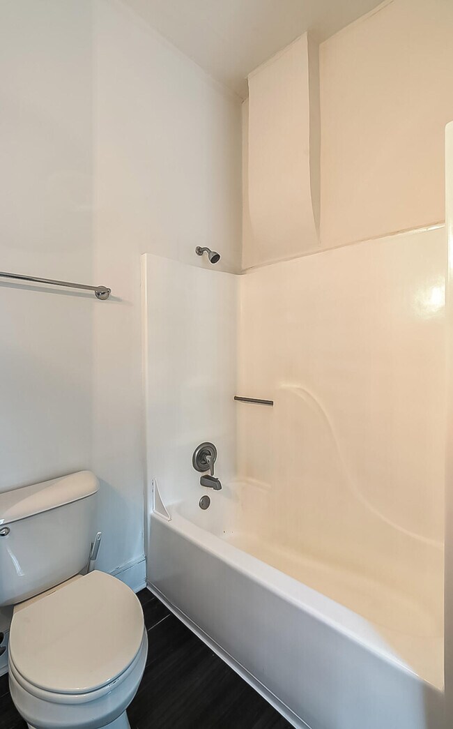 Building Photo - 377 S Upper St