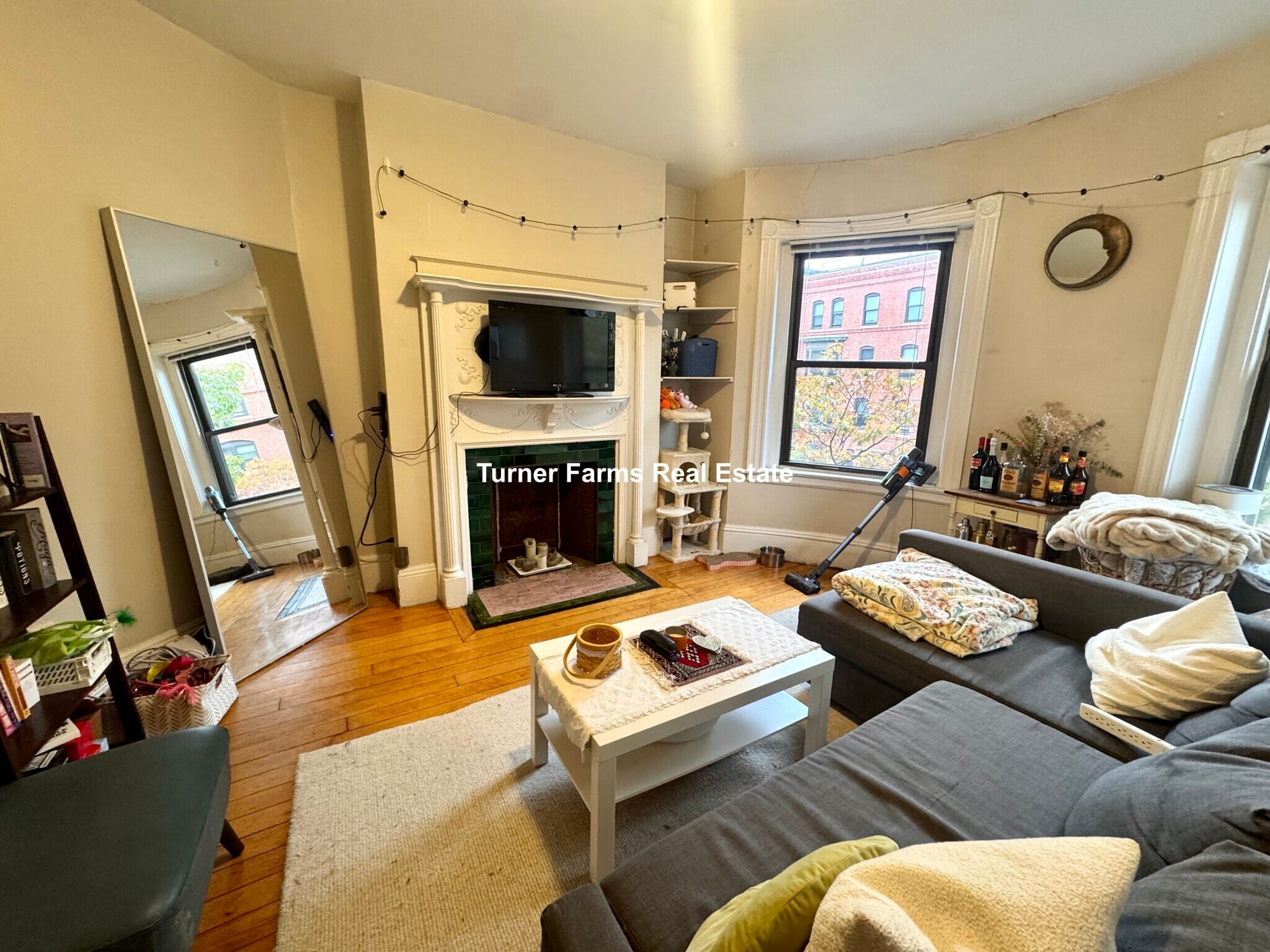 Building Photo - 614 Columbus Ave