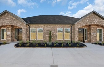 Building Photo - 5021 Mallow St