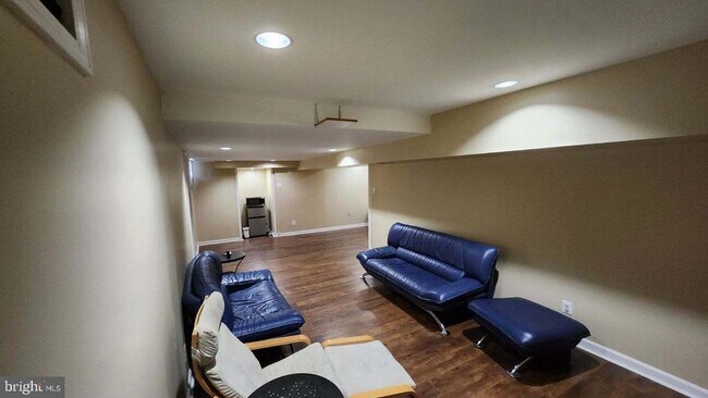 Building Photo - 13005 Bressler Way