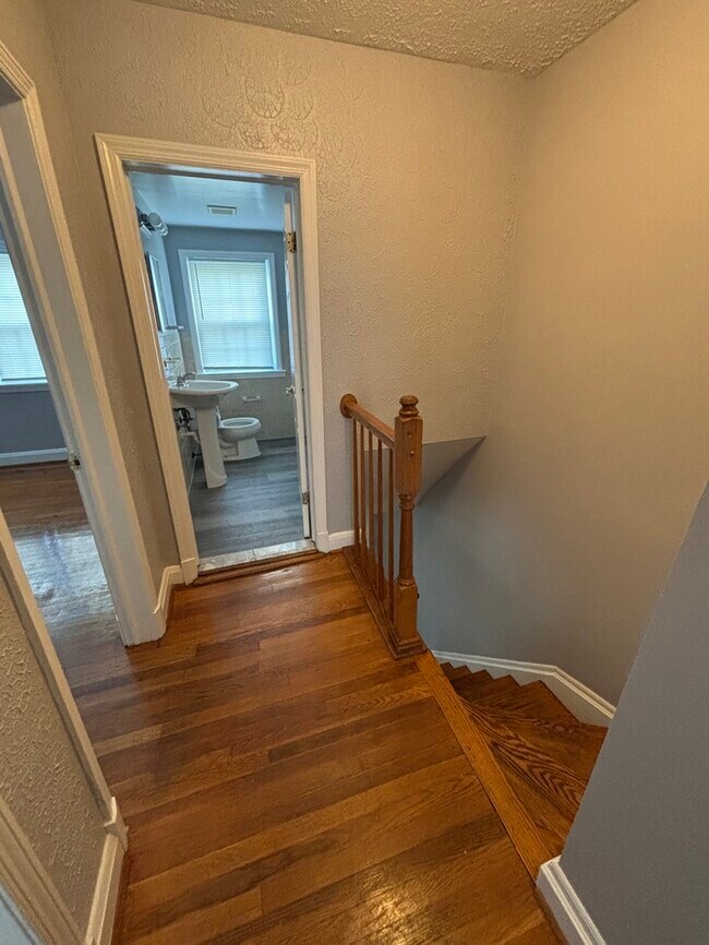 Building Photo - 3 bedrooms in 21239