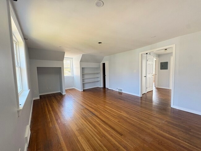 Building Photo - 111 Holden St