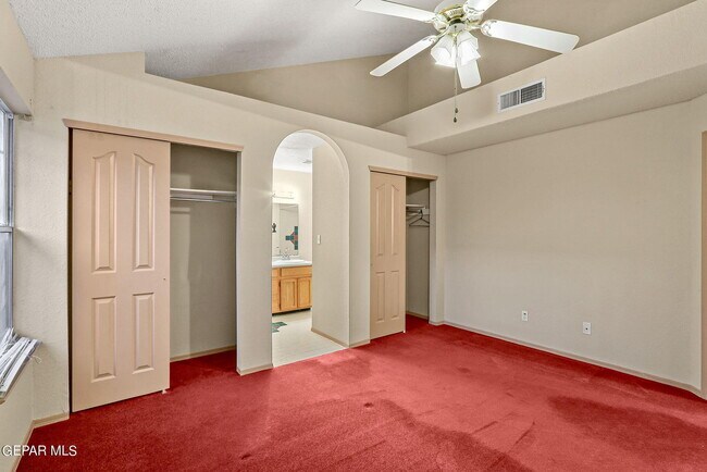 Building Photo - 11895 David Forti Dr