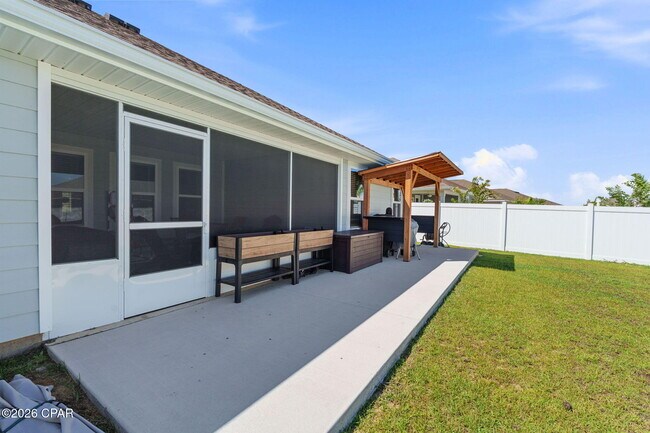 Building Photo - 6538 Myers Rd