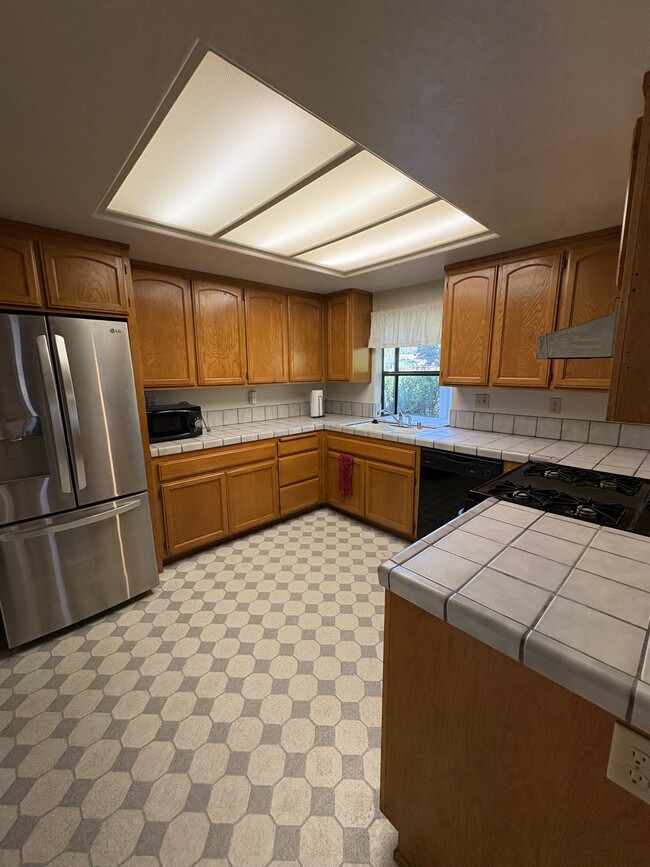 Building Photo - 507 Benicia Dr