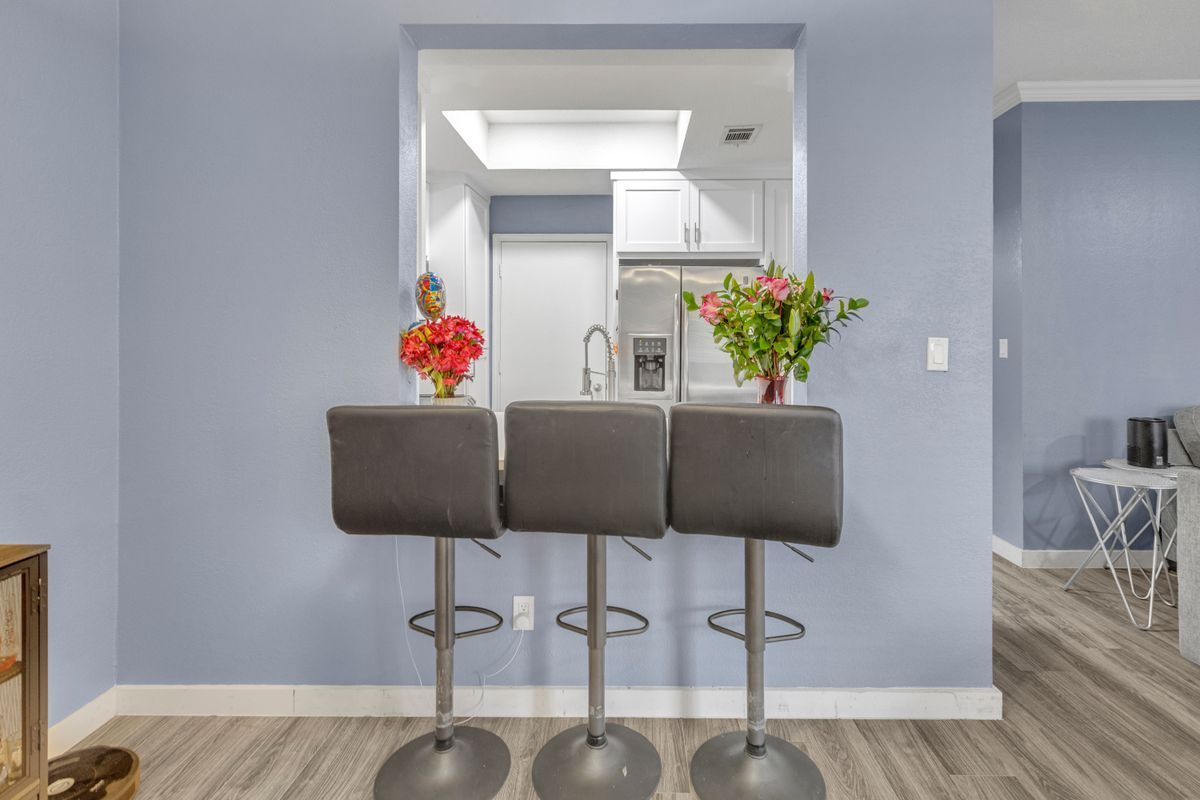 Building Photo - 8600 Coppertowne Ln