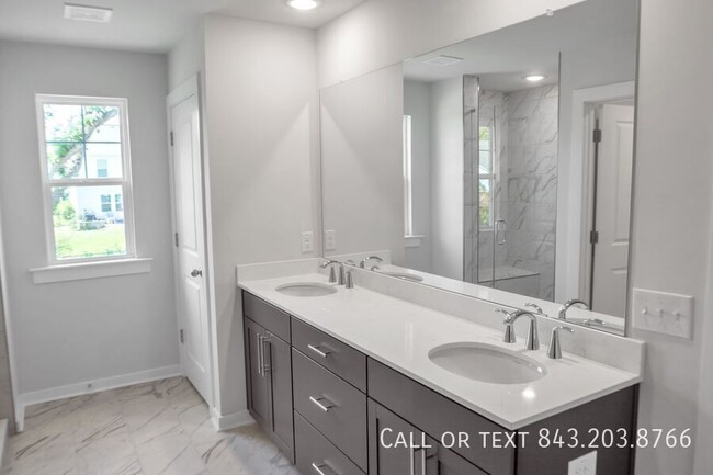 Building Photo - 1051 Old Cypress Run