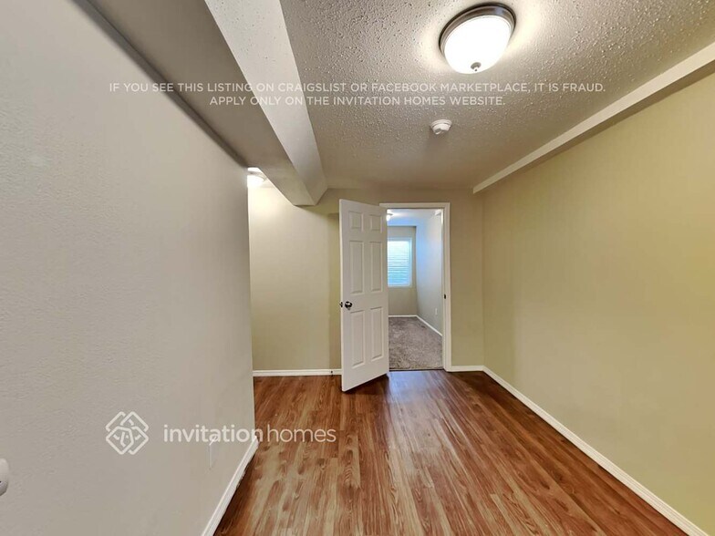 Building Photo - 9359 Daystar Terrace