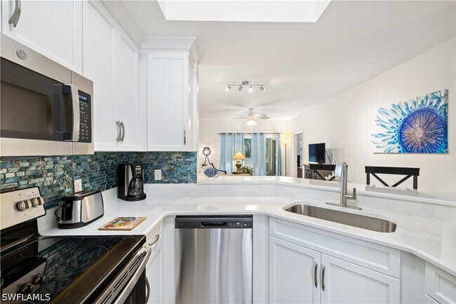 Building Photo - 757 Wiggins Lake Dr