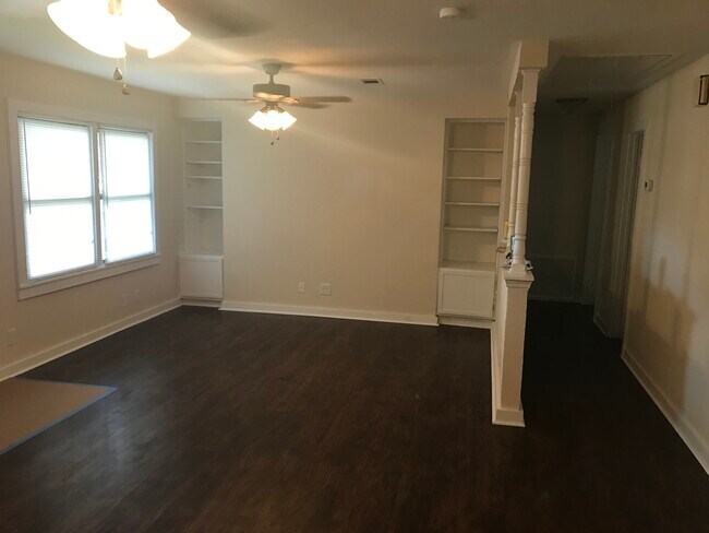 Building Photo - 3113 Babin Dr