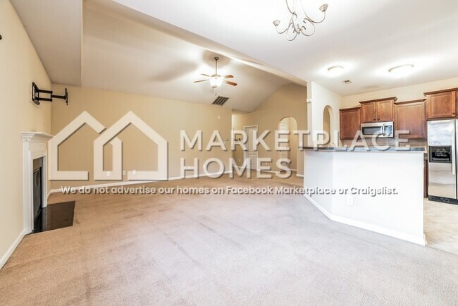 Building Photo - 405 Peppermint Dr