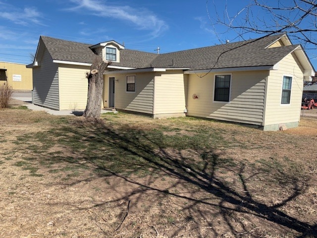 Building Photo - 2422 SW Jefferson Ave