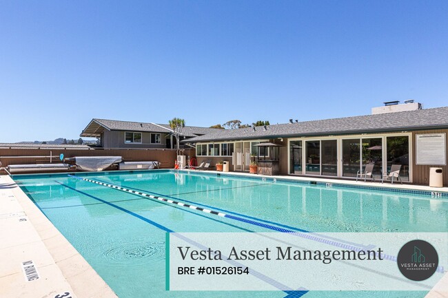 Building Photo - Your Bay Area Escape Awaits in Beautiful Tiburon