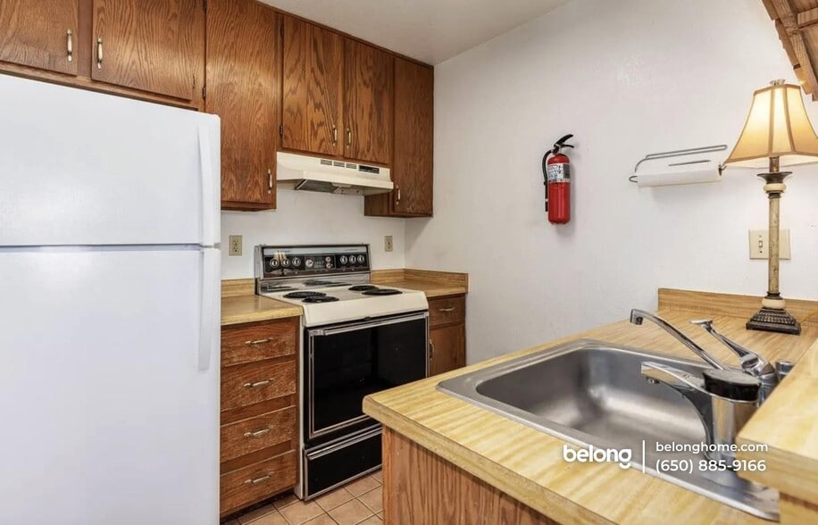 Building Photo - 4515 Melody Dr
