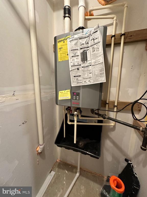 Building Photo - 5835 Kate Chopin Pl