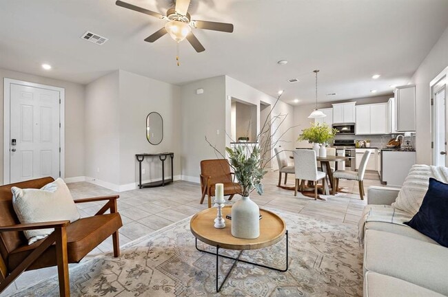 Building Photo - 3605 Talladega Trce