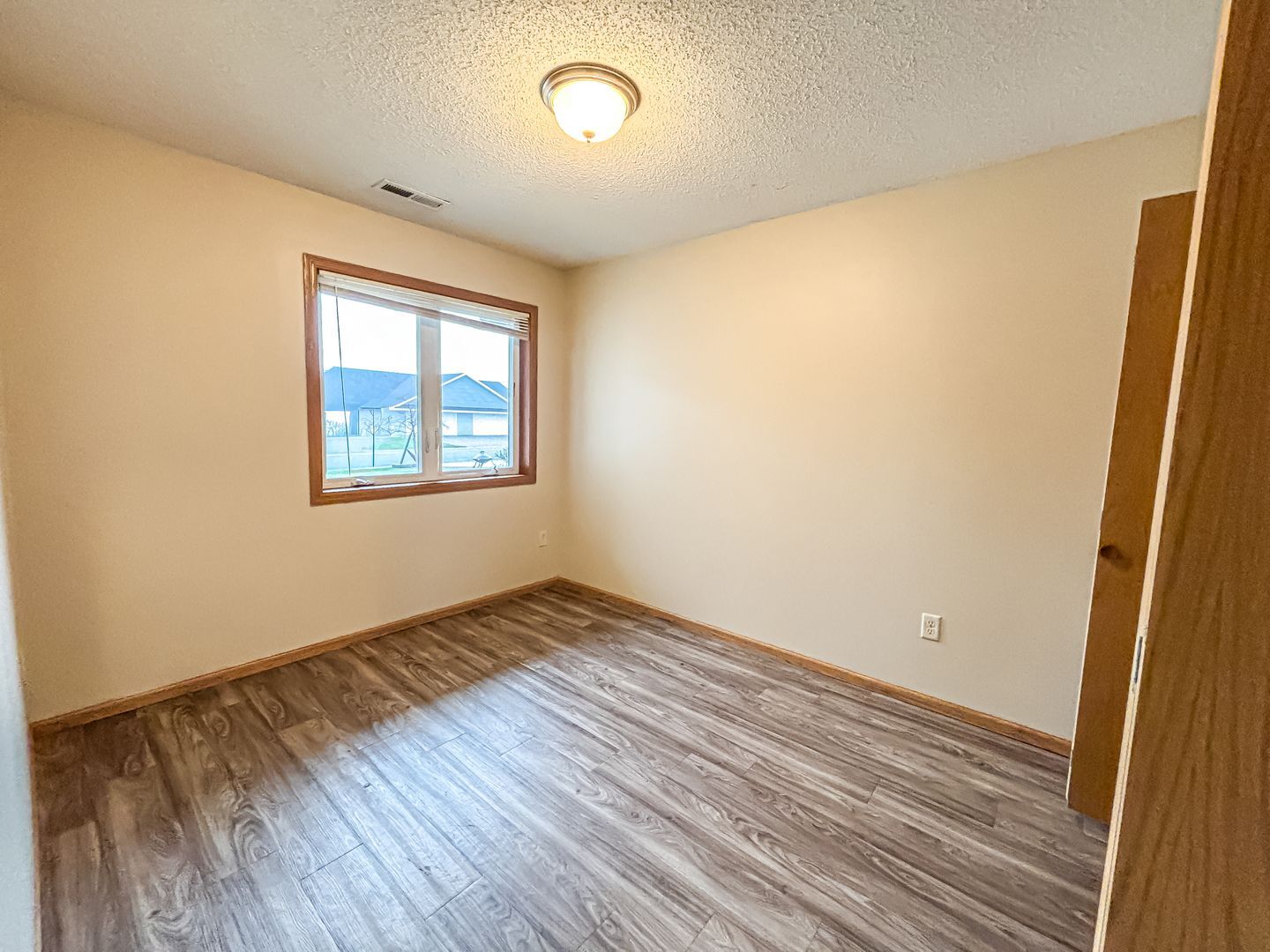 Building Photo - 1627 Gunston Dr