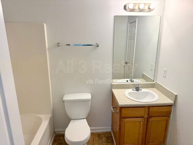 Building Photo - 231 Baywood Crossing