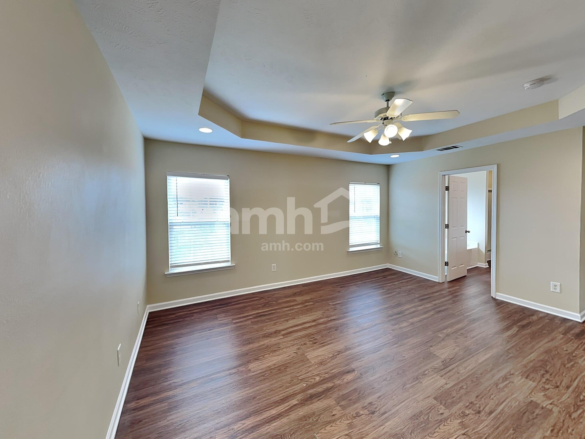 Building Photo - 256 Neal Ave