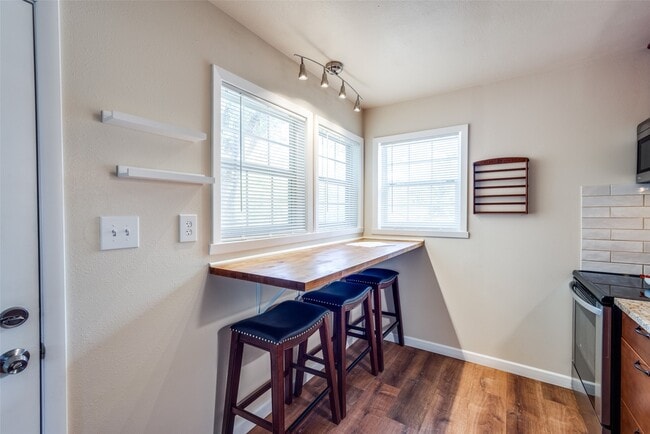 Building Photo - 1200 W Phillips St