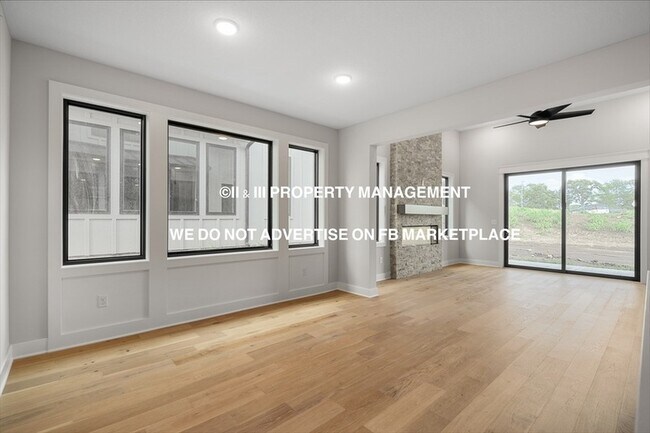 Building Photo - 9593 Jupiter Street