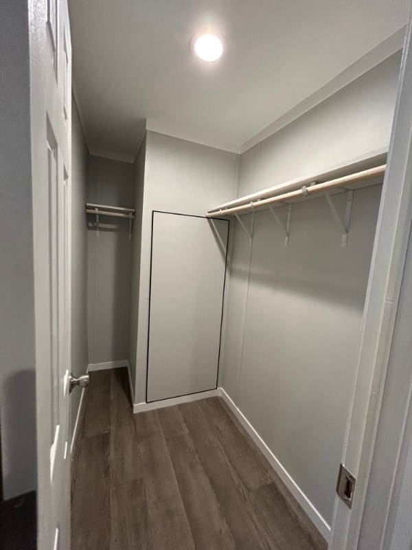 Building Photo - 3000 S 9th Ave