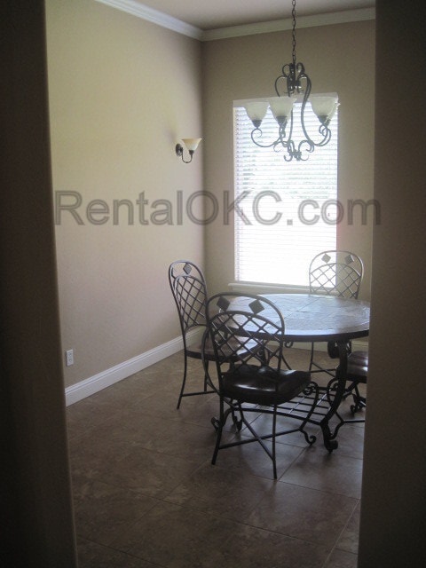 Building Photo - Beautiful Moore Home with Office