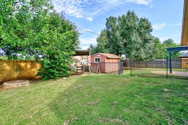 Building Photo - Comfortable Living in Edmond – 3BR with Prime Convenience