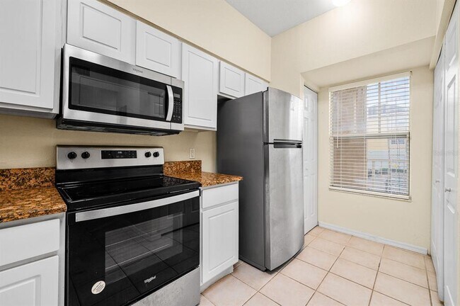 Building Photo - 5133 SW 91 Ct