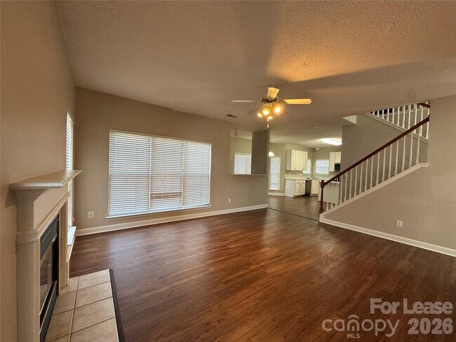 Building Photo - 5650 Berry Ridge Dr