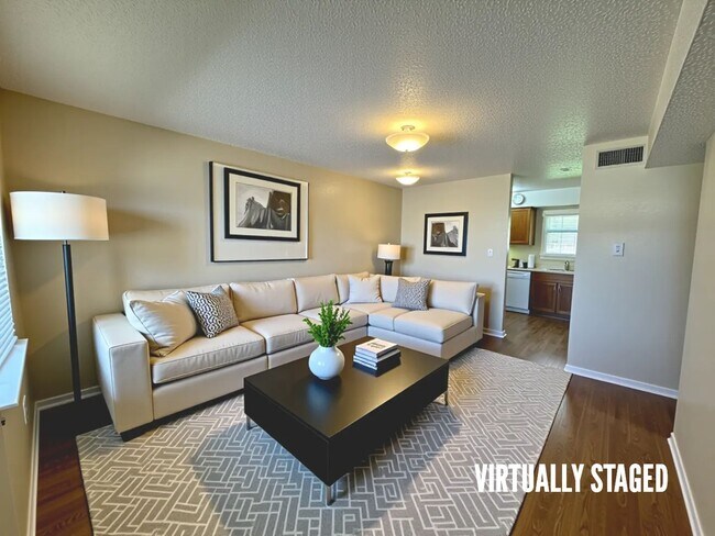 Building Photo - 4808 Rainbow Cir