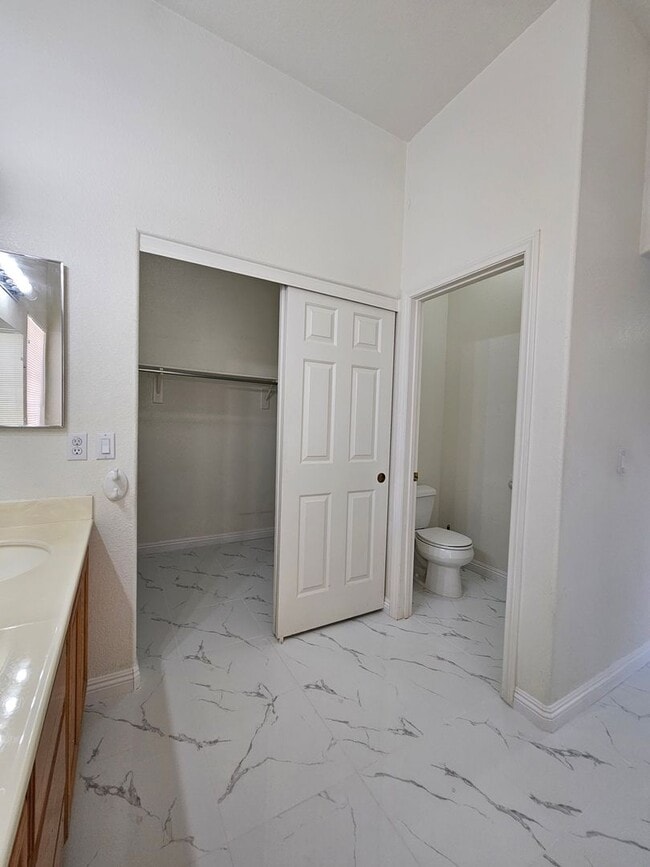 Building Photo - Adorable Single Story 3 Bedroom!!!