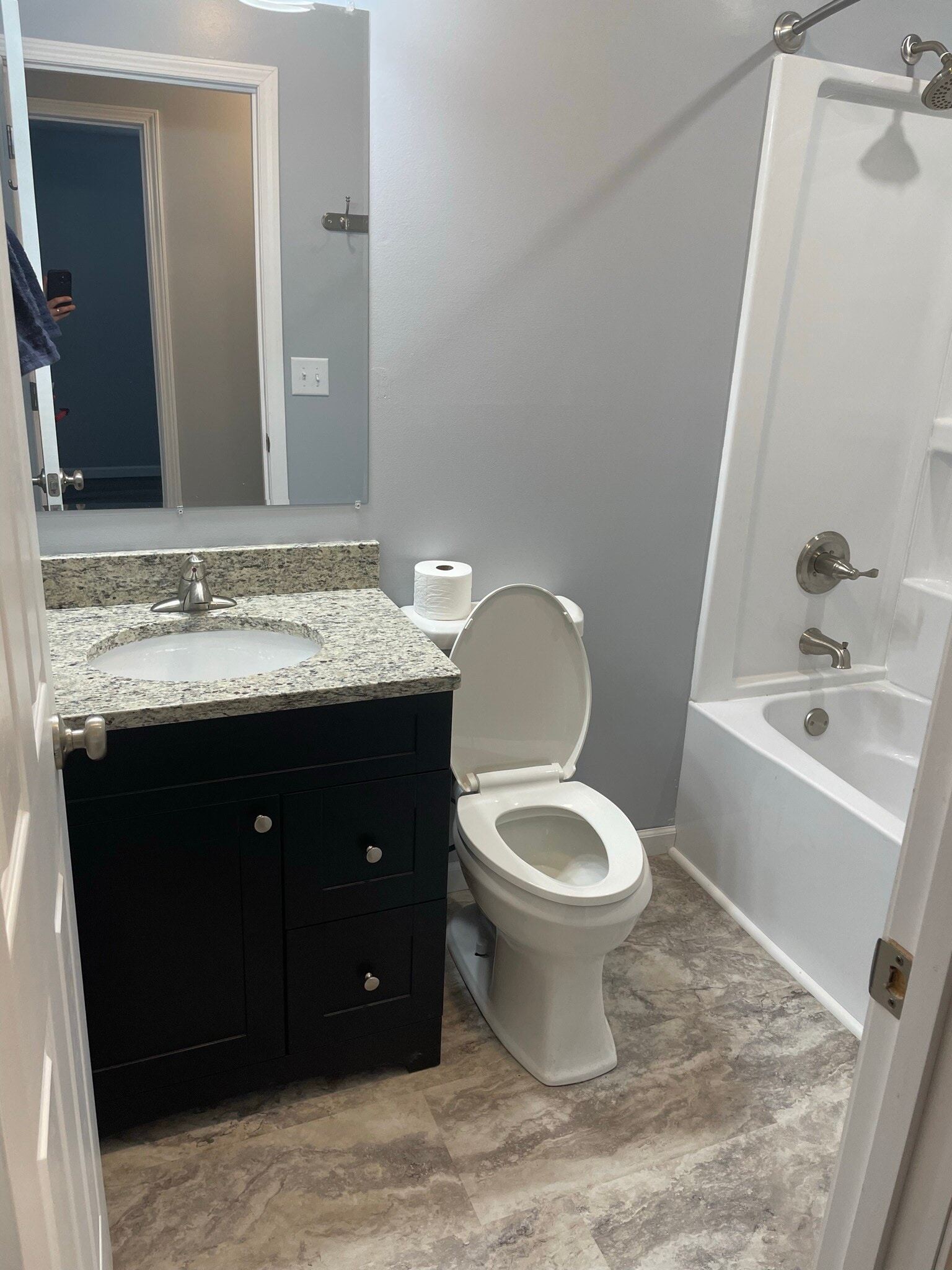 Building Photo - 1812 Briarwood Dr