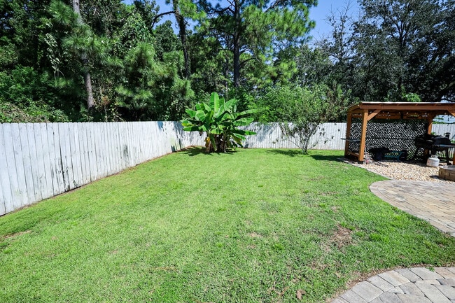 Building Photo - 9168 Military Trail