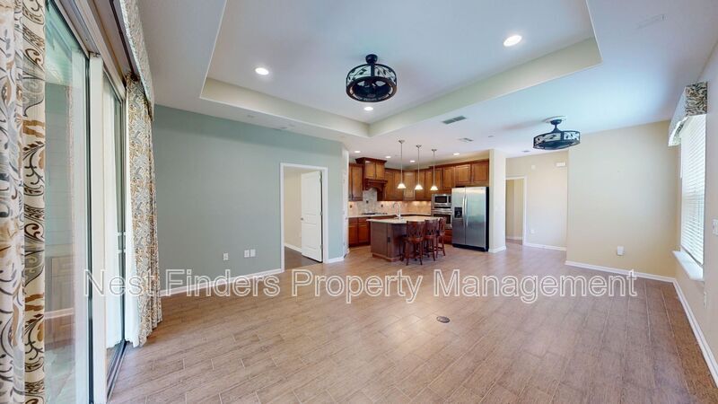 Building Photo - 656 Coconut Palm Pkwy