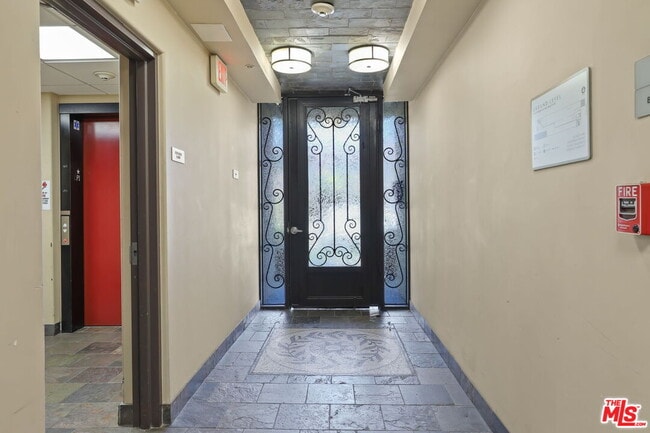 Building Photo - 5315 Bellingham Ave